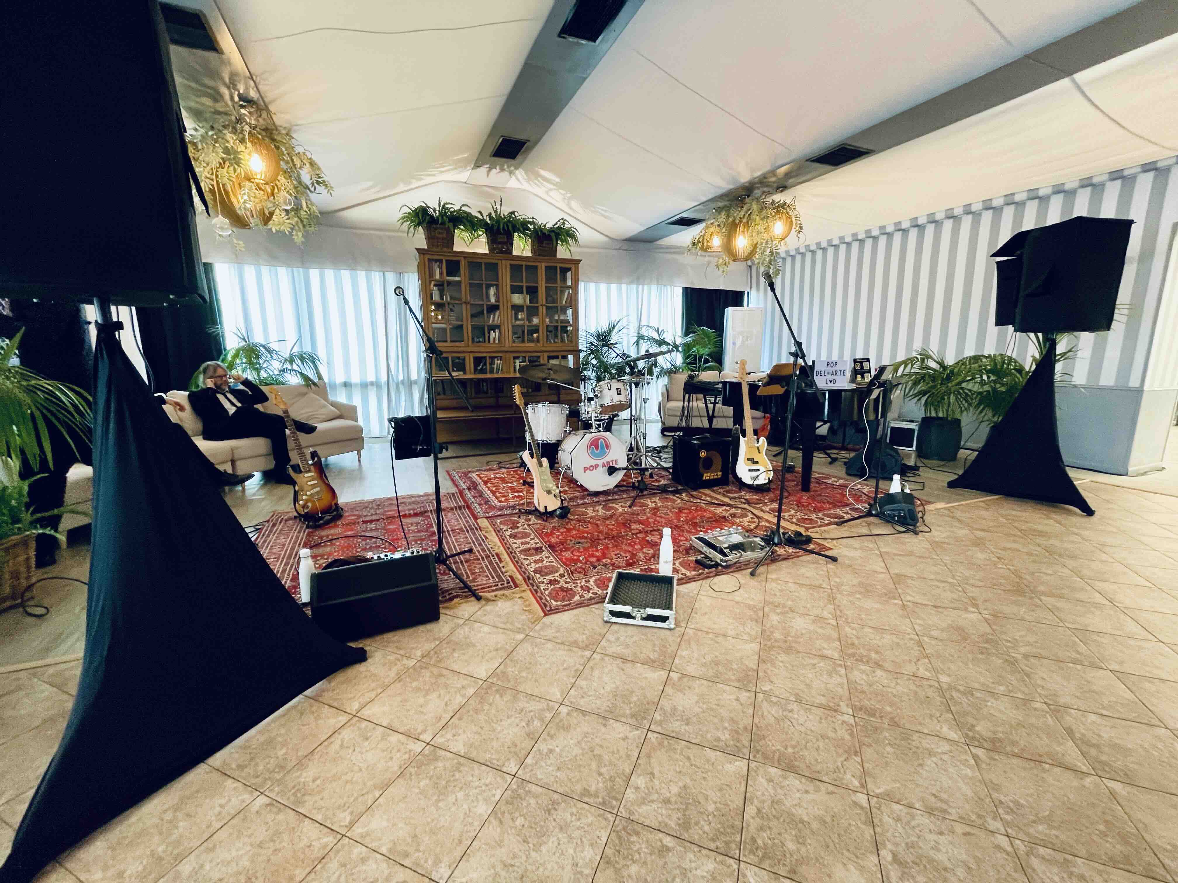 Pop del Arte puso la banda sonora